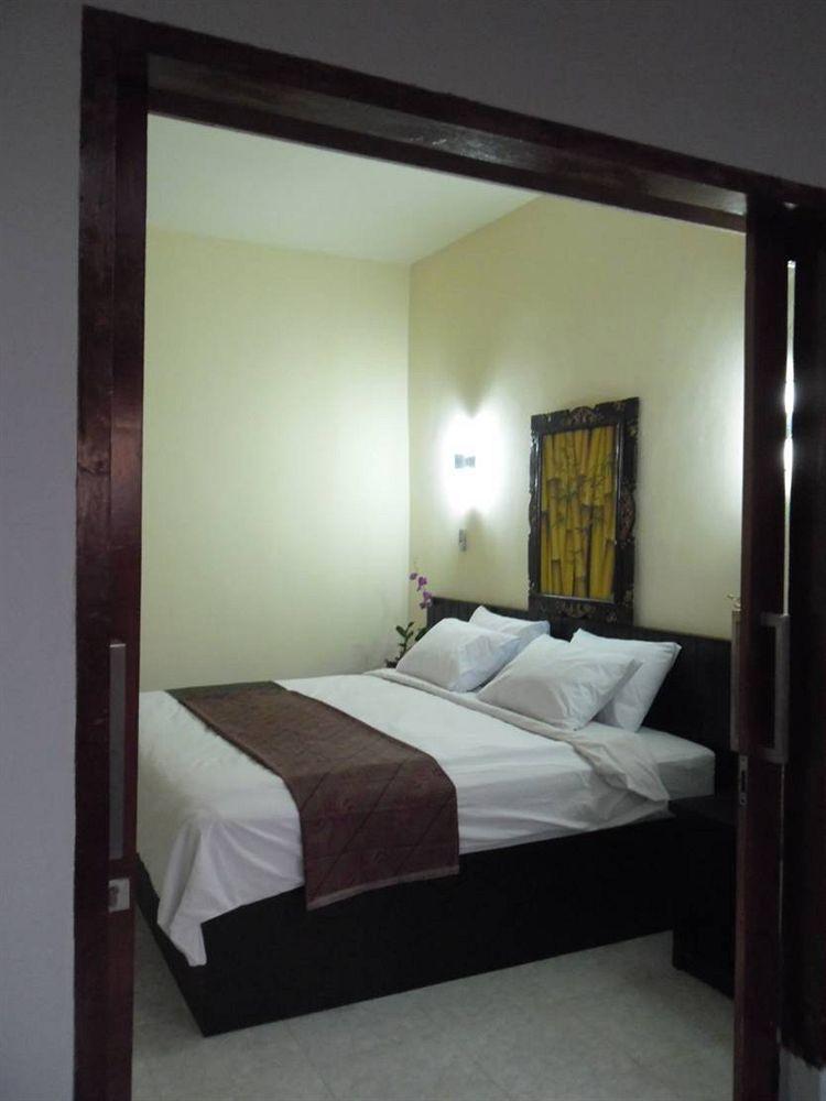 Gondang Beach Hotel Gili Trawangan Extérieur photo