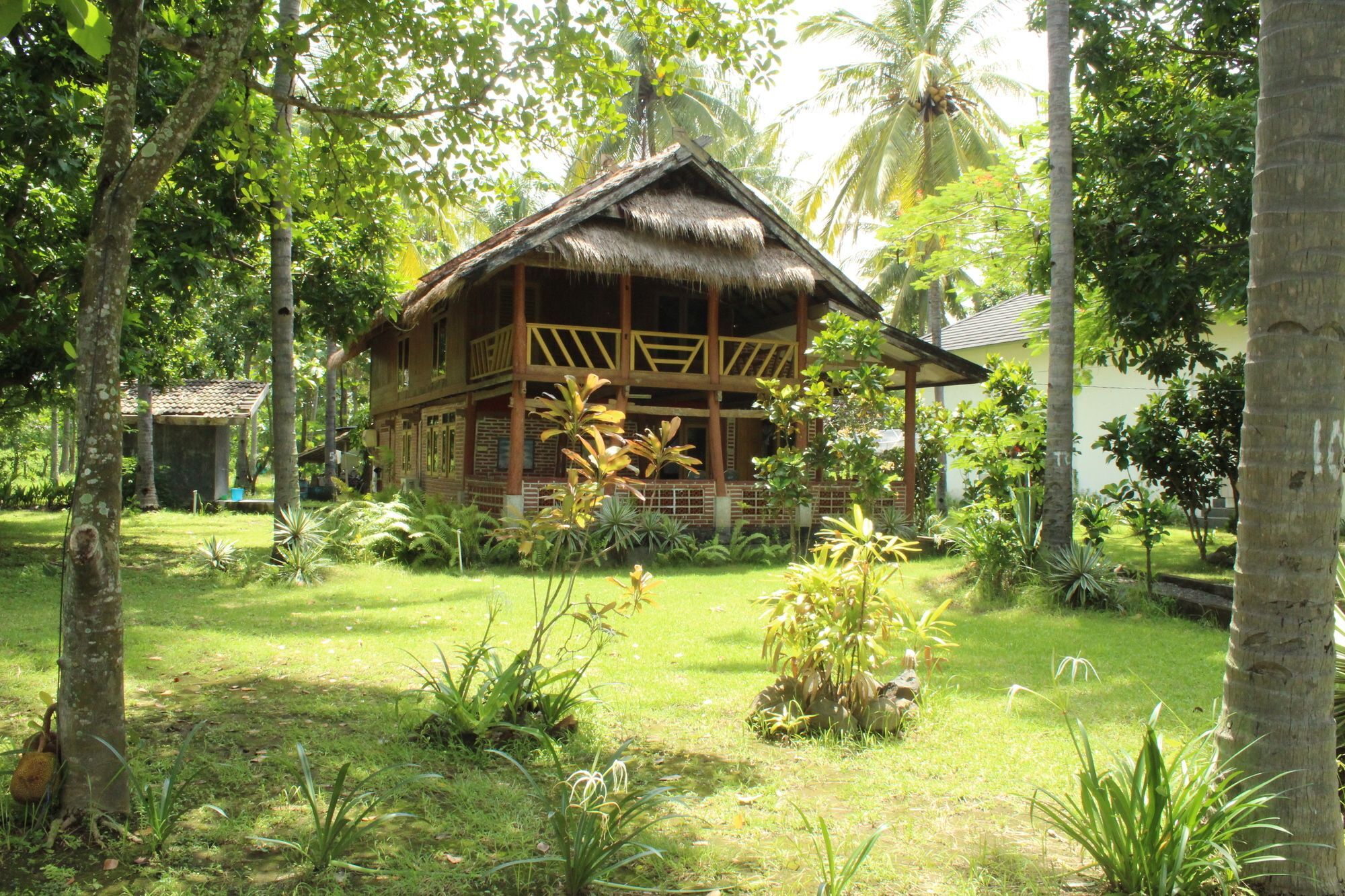 Gondang Beach Hotel Gili Trawangan Extérieur photo