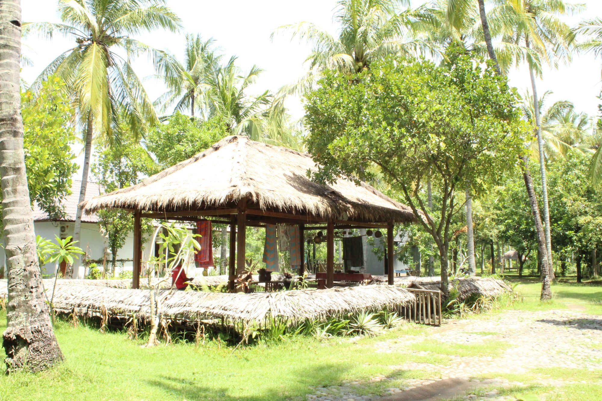 Gondang Beach Hotel Gili Trawangan Extérieur photo